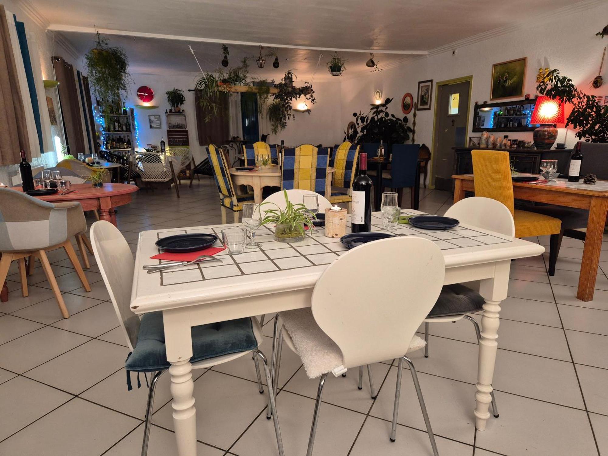 Bel Hotel Restaurant La Gentilhommiere Trèbes Exteriör bild