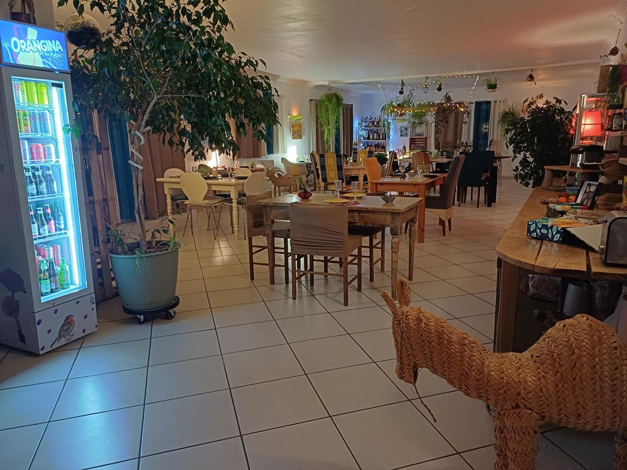 Bel Hotel Restaurant La Gentilhommiere Trèbes Exteriör bild